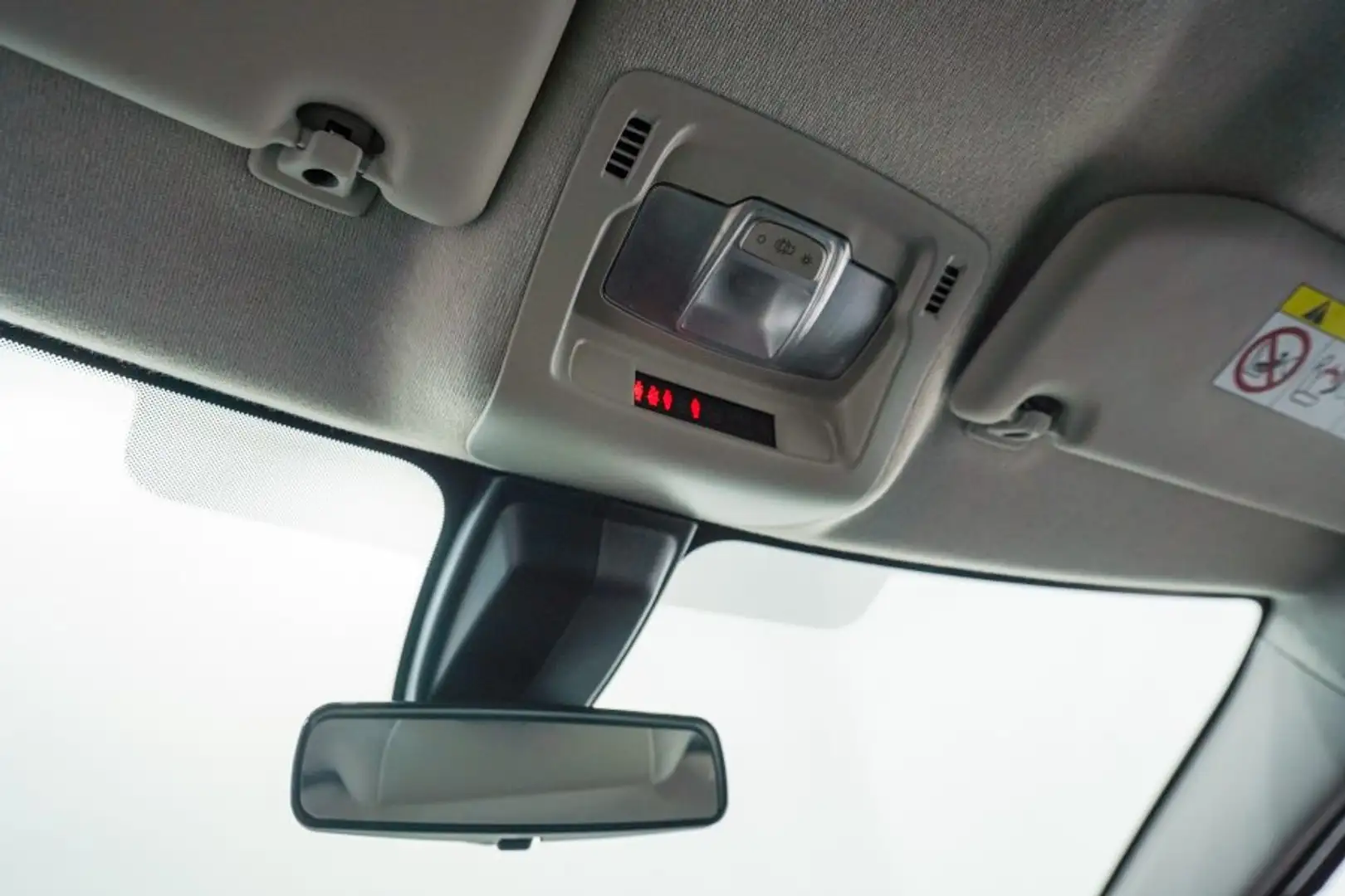 Citroen C3 Origin 1.2 PureTech S&S Plus 83 Plateado - 2