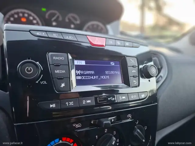 Lancia Ypsilon view 13