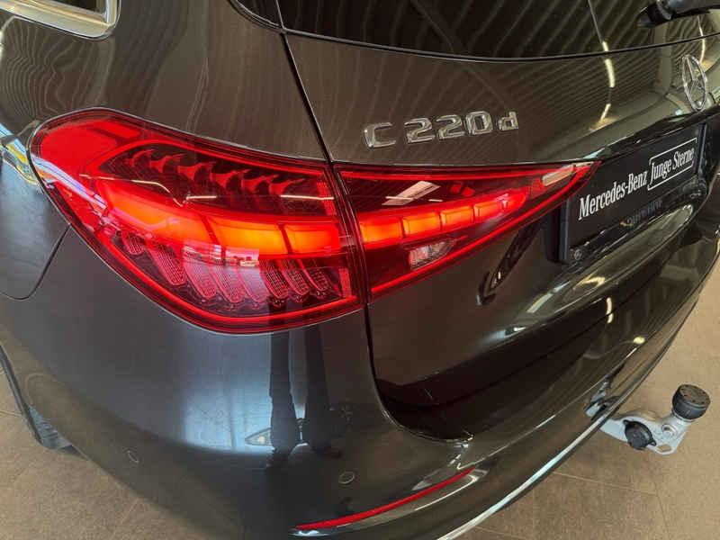 Mercedes-Benz C 220 d T AVANTGARDE +KAM.+LED+AMBI.+TOTW.+AHK — photo 15