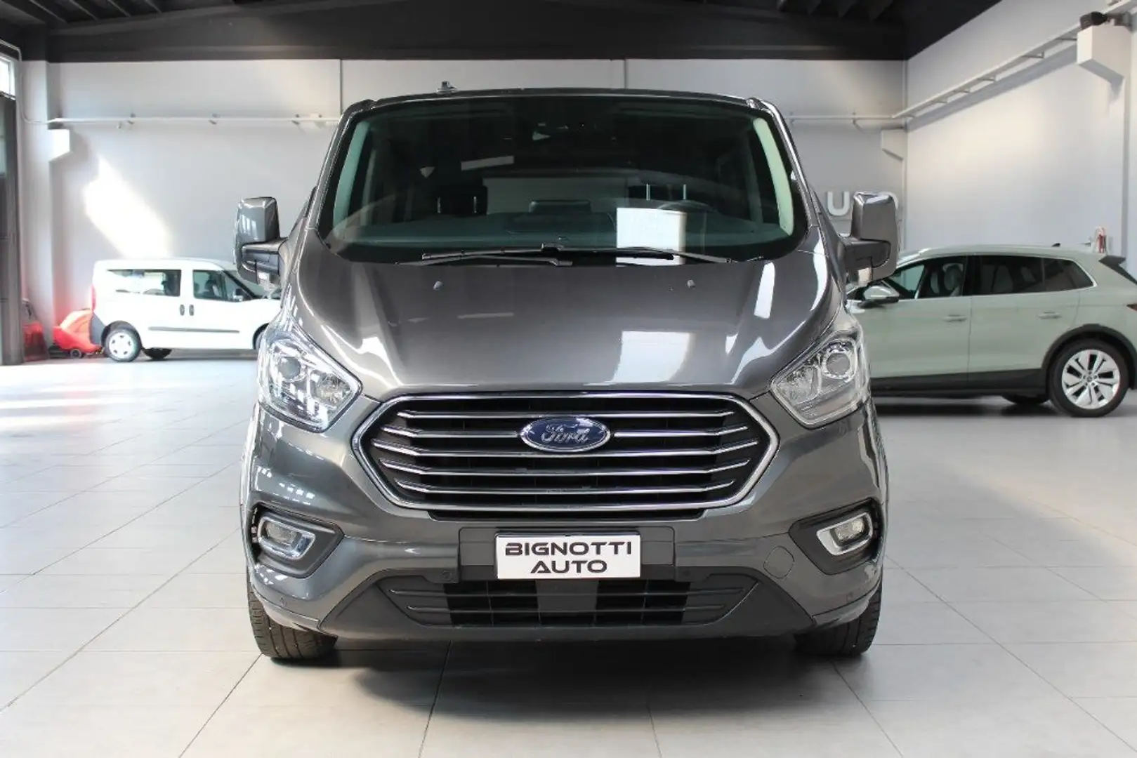 Ford Tourneo Custom 320 2.0 EcoBlue 130CV MHEV PC Titanium Grigio - 2