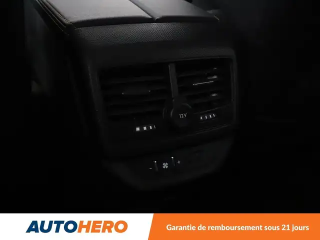 Peugeot 5008 view 16