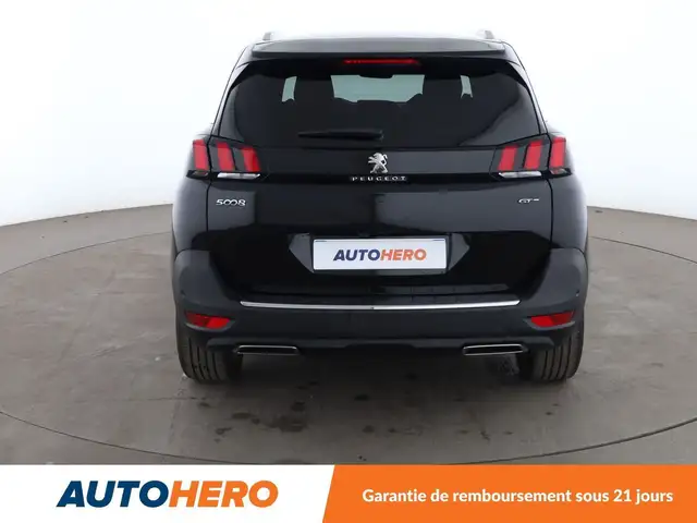 Peugeot 5008 view 5