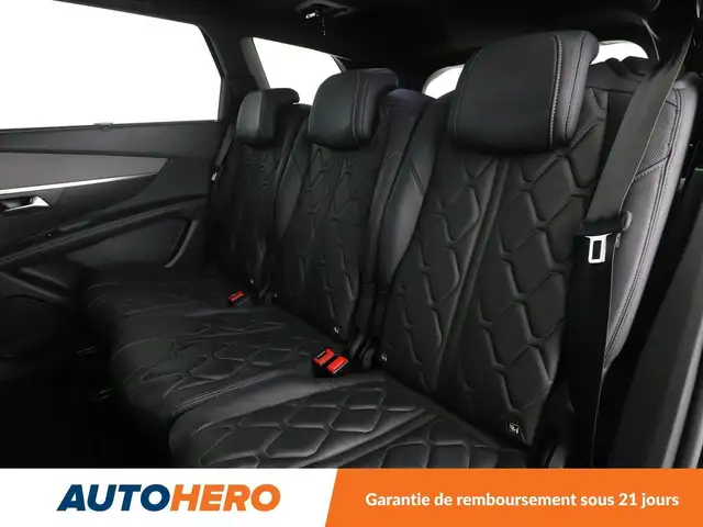 Peugeot 5008 view 17