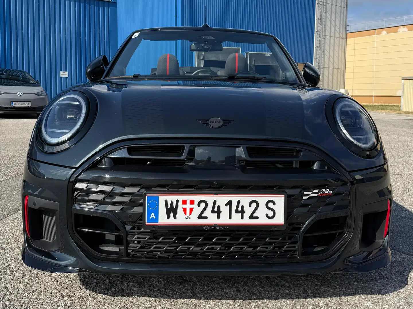 MINI John Cooper Works Cabrio MINI John Cooper Works Cabrio Aut. John Cooper Works Grau - 1