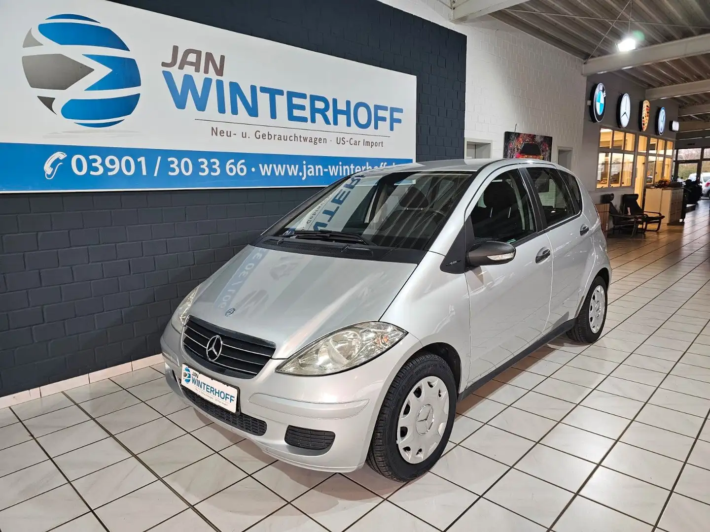 Mercedes-Benz A 180 CD NAVI KLIMA AHK Silber - 1
