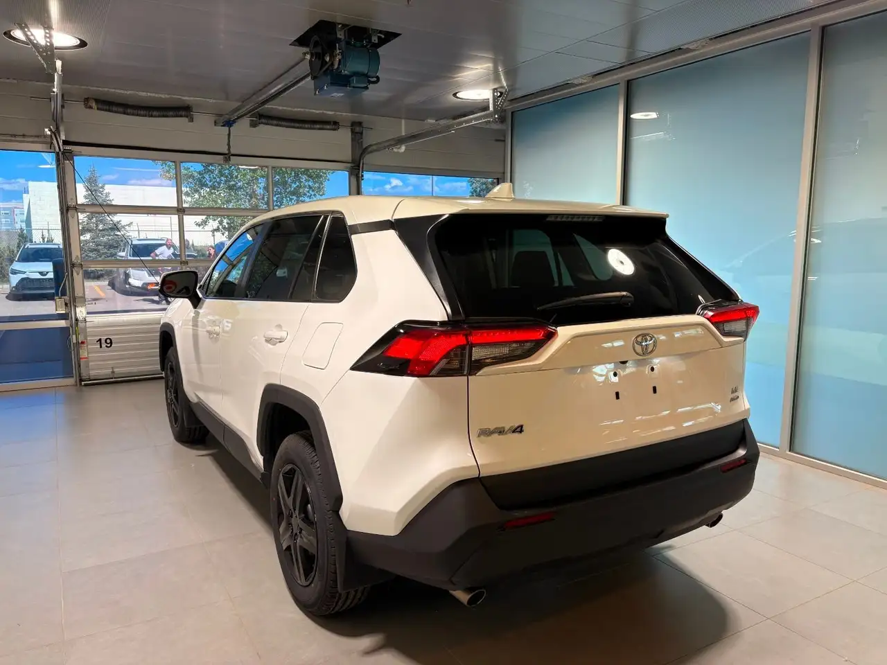 Toyota RAV 4 снимка Toyota RAV 4