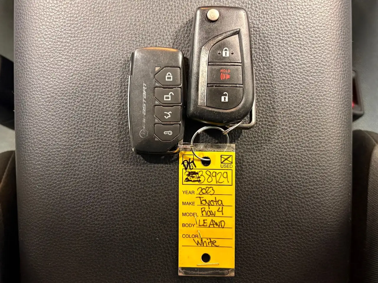 Toyota RAV 4 снимка Toyota RAV 4