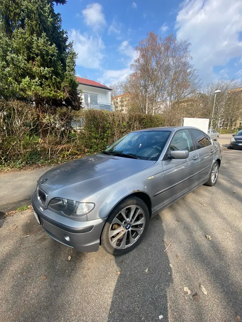 BMW 318 318i Edition Lifestyle Gris - 1