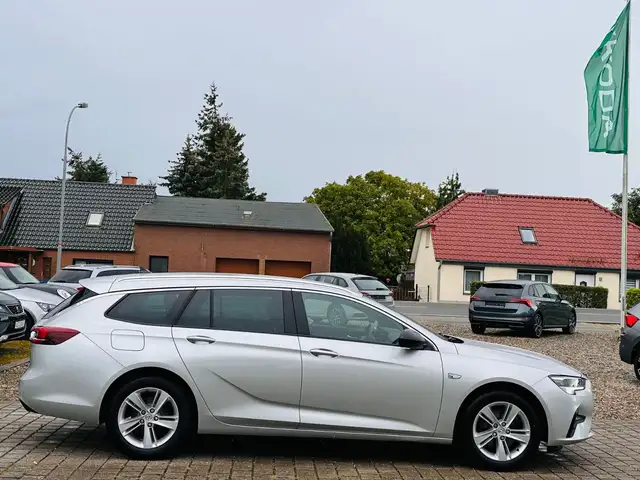 Opel Insignia view 7