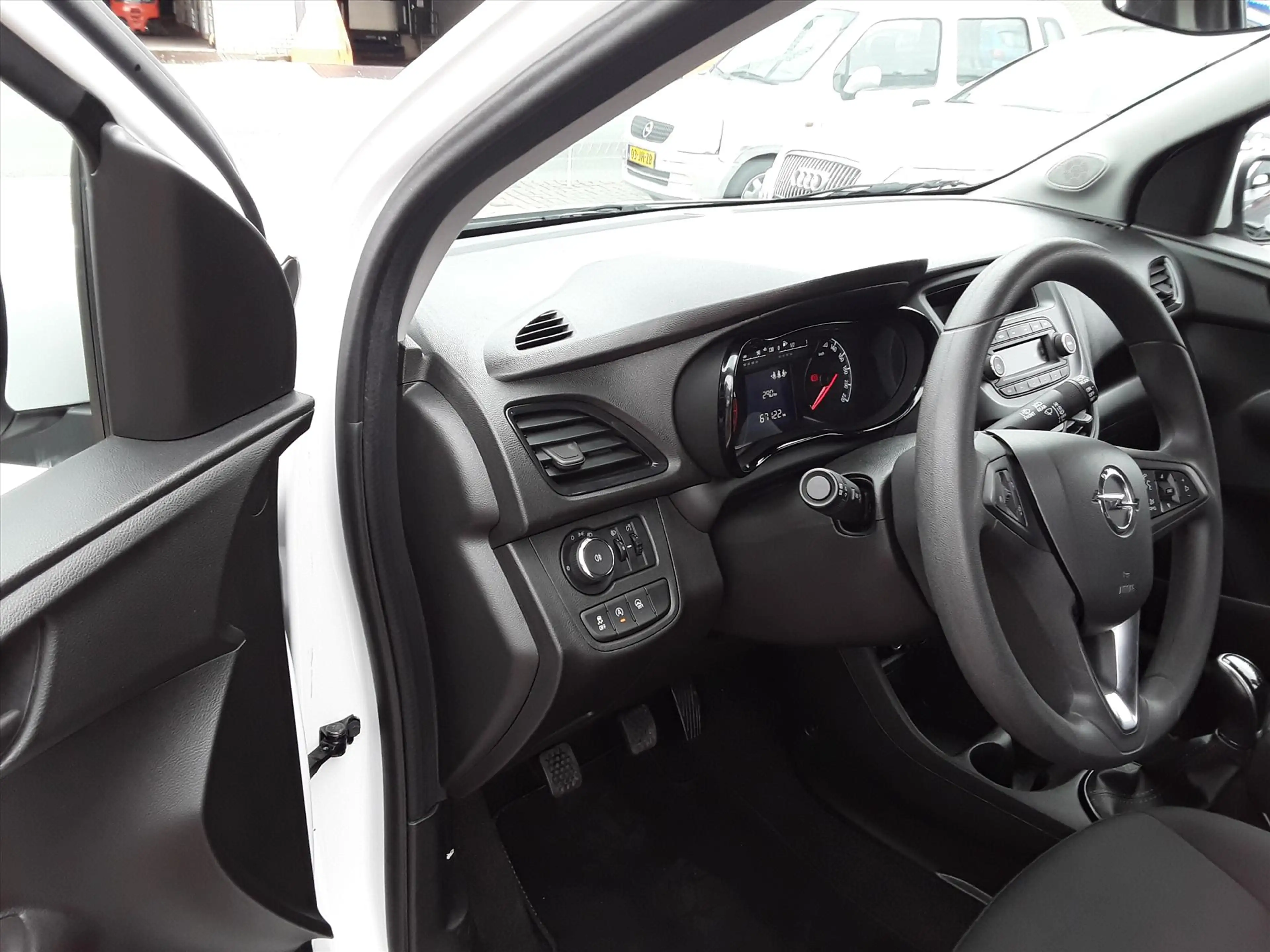 Opel Karl 1.0 Start/Stop 75pk Edition — photo 15