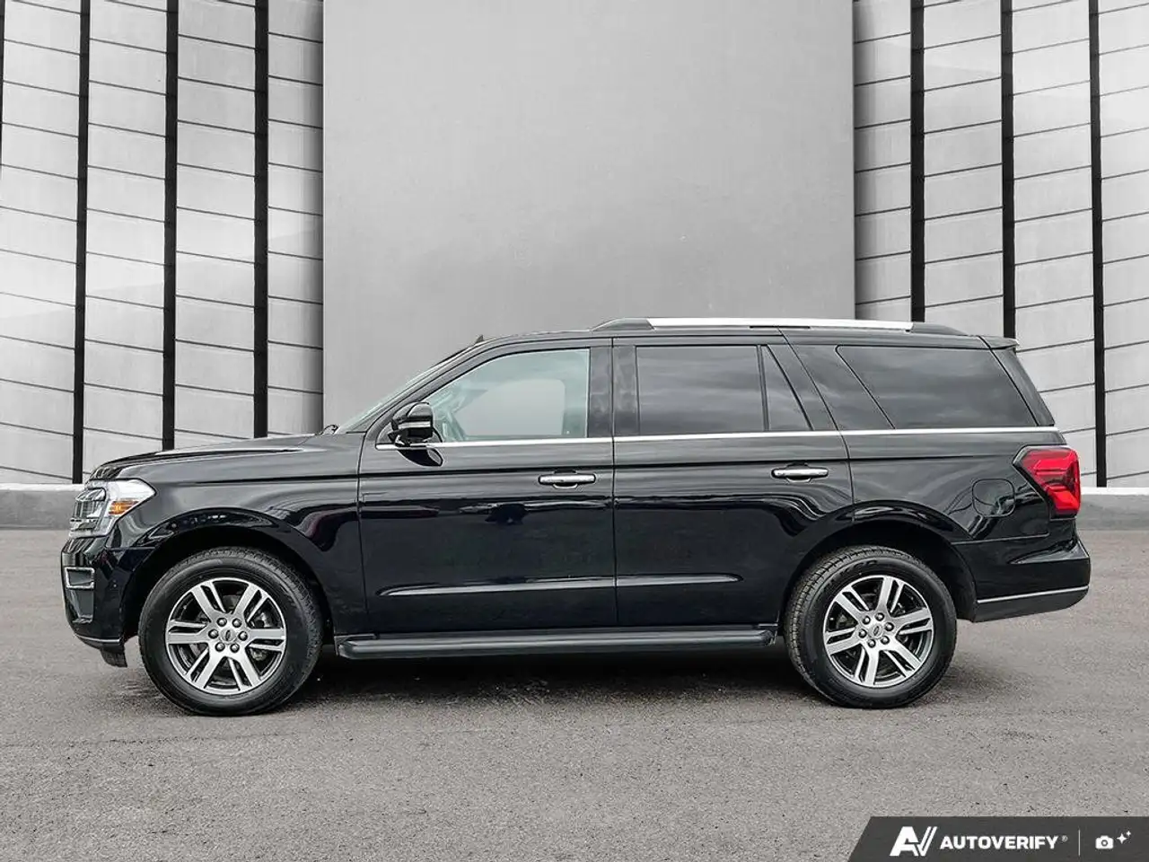 Ford Expedition снимка Ford Expedition