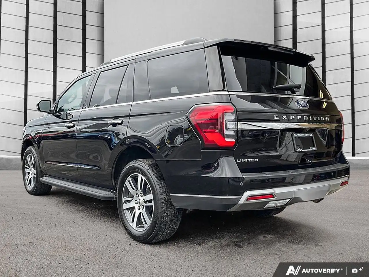 Ford Expedition снимка Ford Expedition