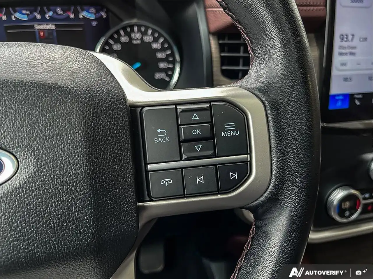 Ford Expedition снимка Ford Expedition