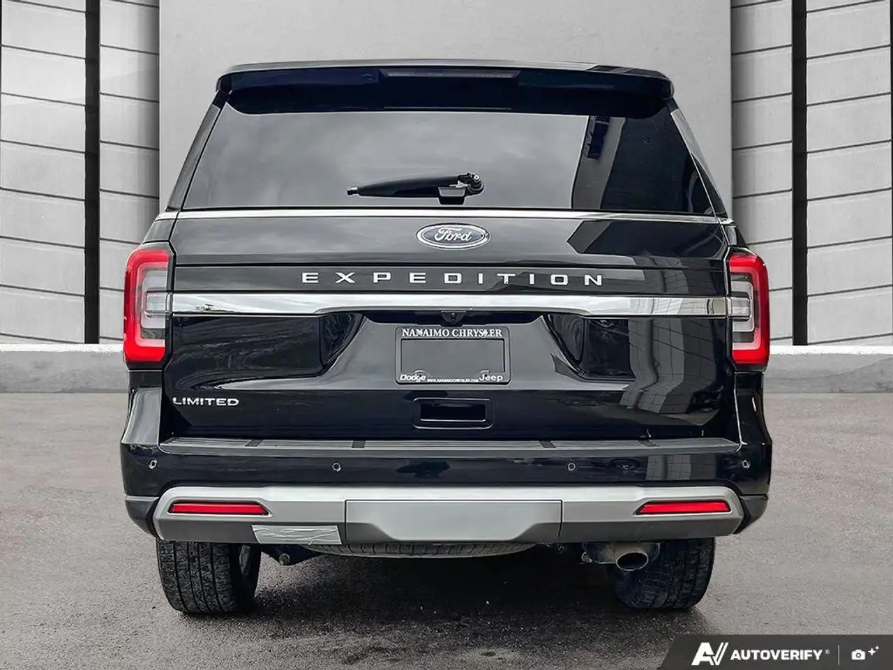 Ford Expedition снимка Ford Expedition