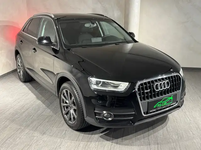 Audi Q3 view 7