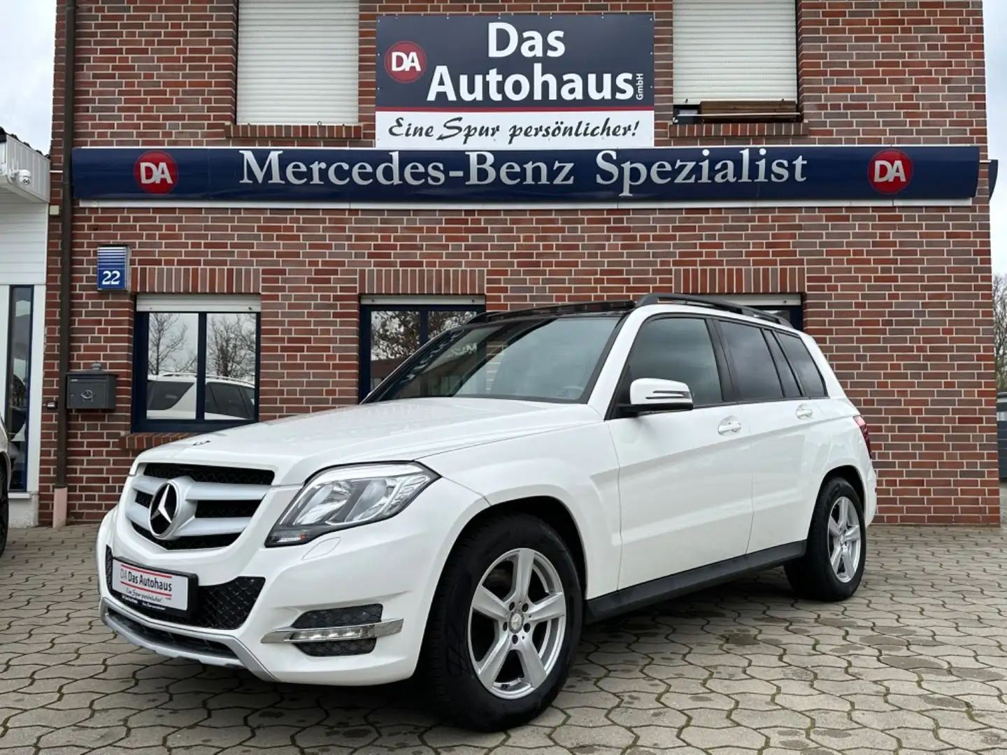 Mercedes-Benz GLK 200 d *PANO*AUTOMATIK*TEMP*KLIMA* Weiß - 1