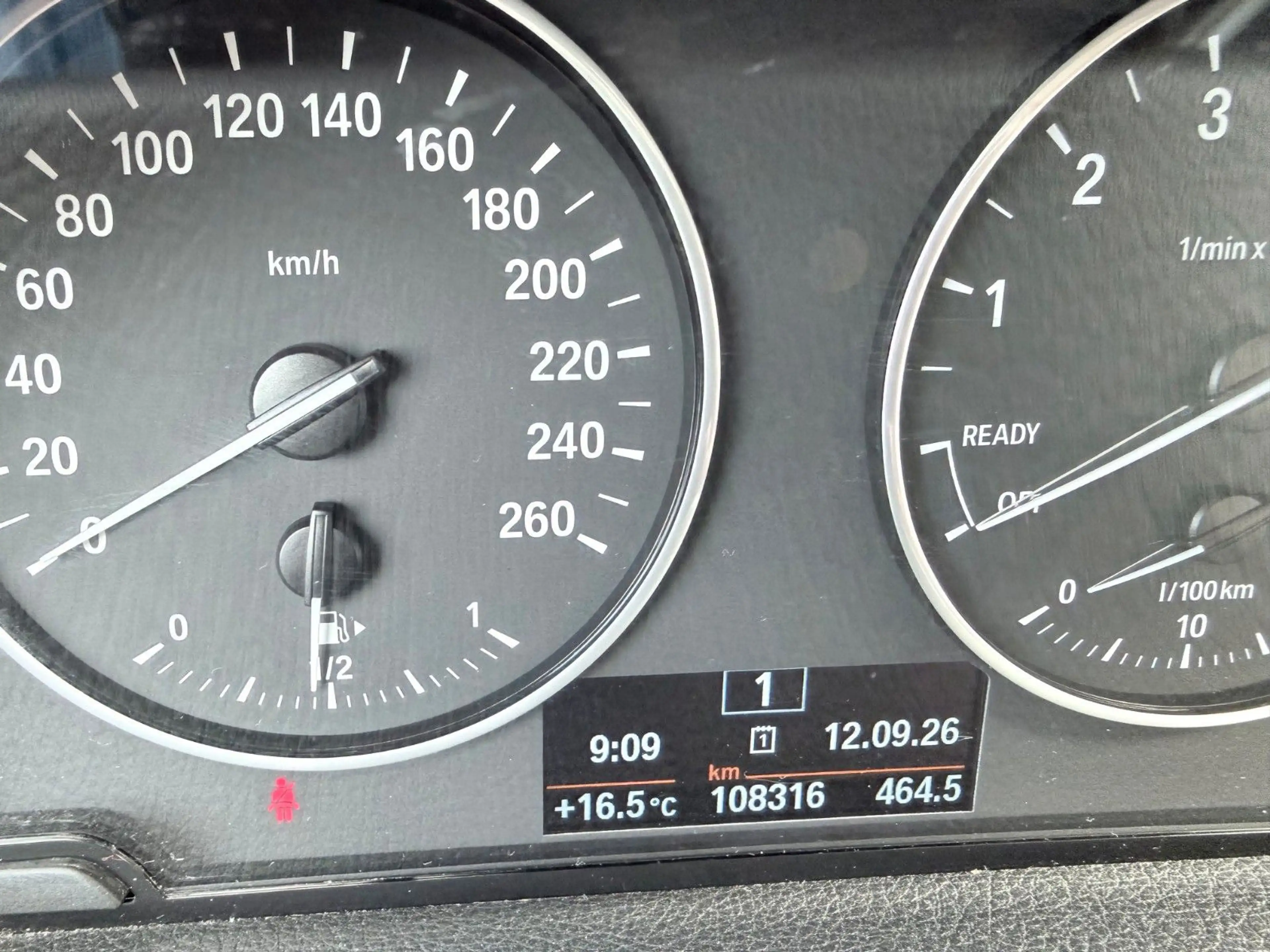 BMW 220 2 Active Tourer 220 i — photo 9