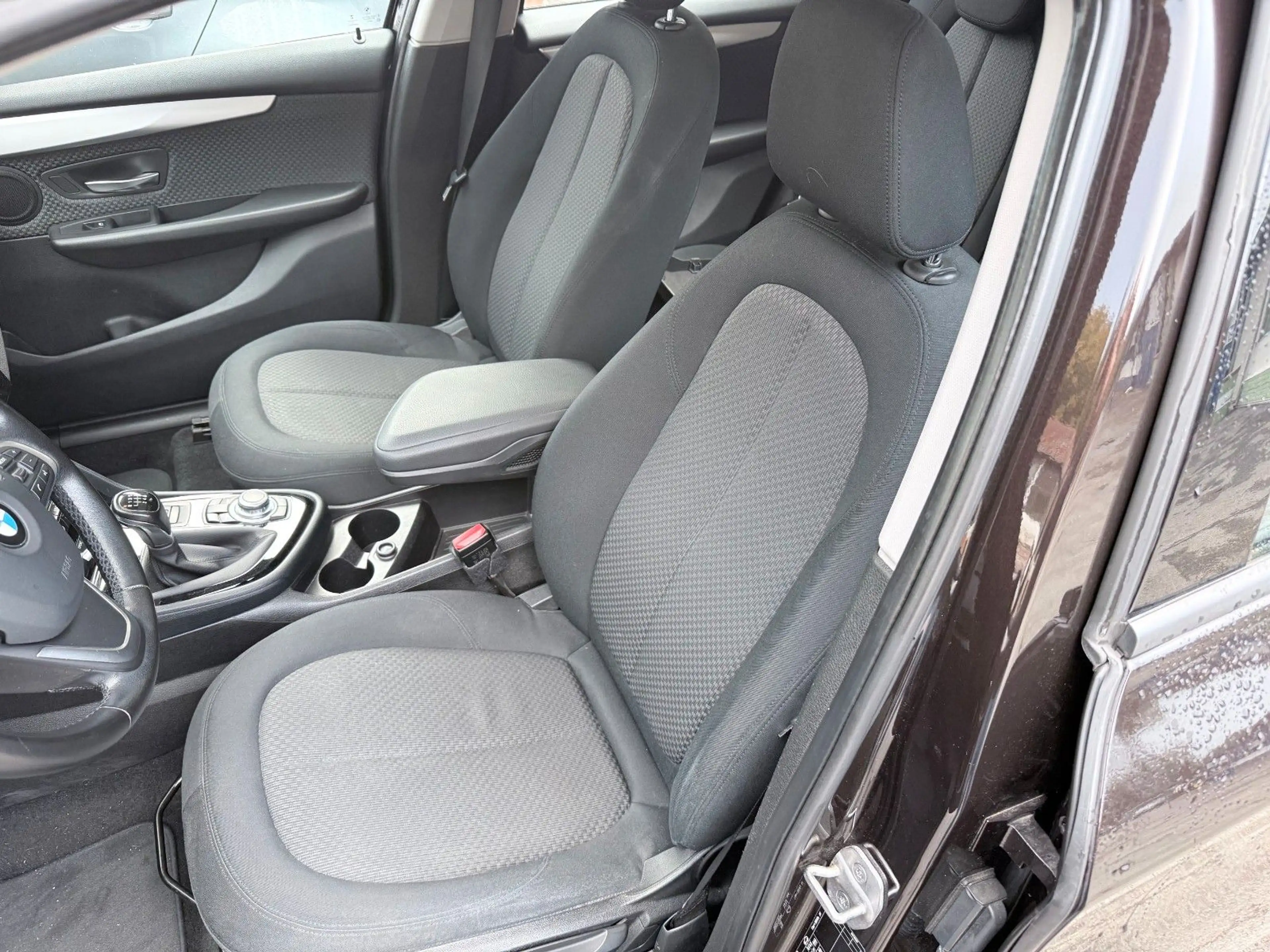 BMW 220 2 Active Tourer 220 i — photo 8