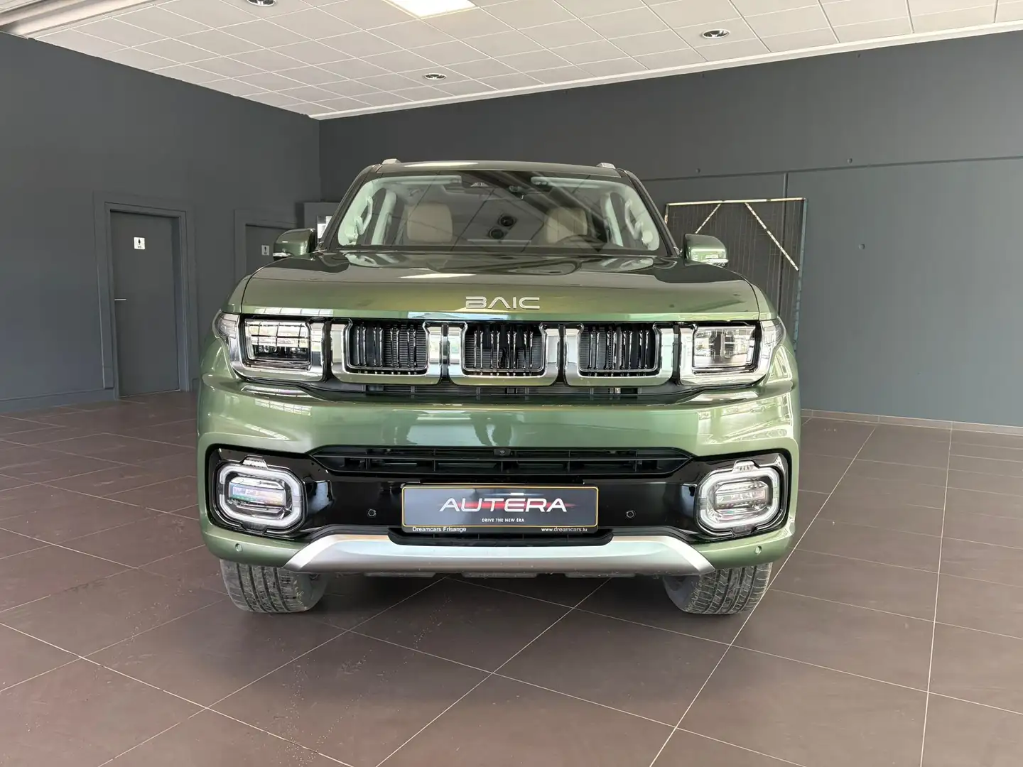BAIC BJ60 2.0 Turbo 4X4 Grün - 2