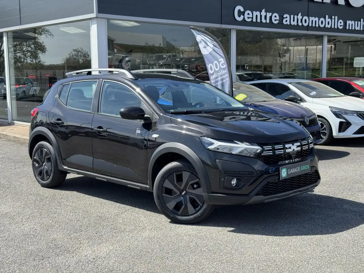Dacia Sandero ECO-G 100 GSR2 Stepway Expression Noir - 1