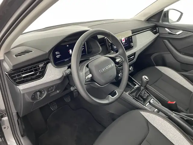 Skoda Scala view 8
