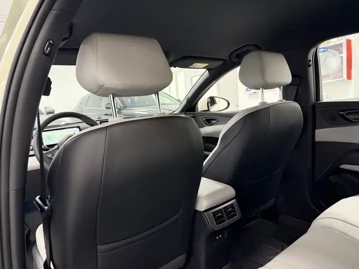 BYD Seal 2026, foto 21