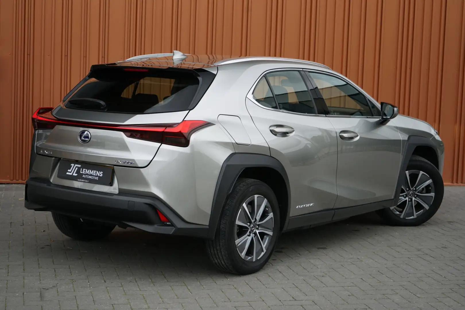 Lexus UX 300e Business 54kWh NL AUTO/GARANTIE El.stoelen ACC Cam Gris - 2