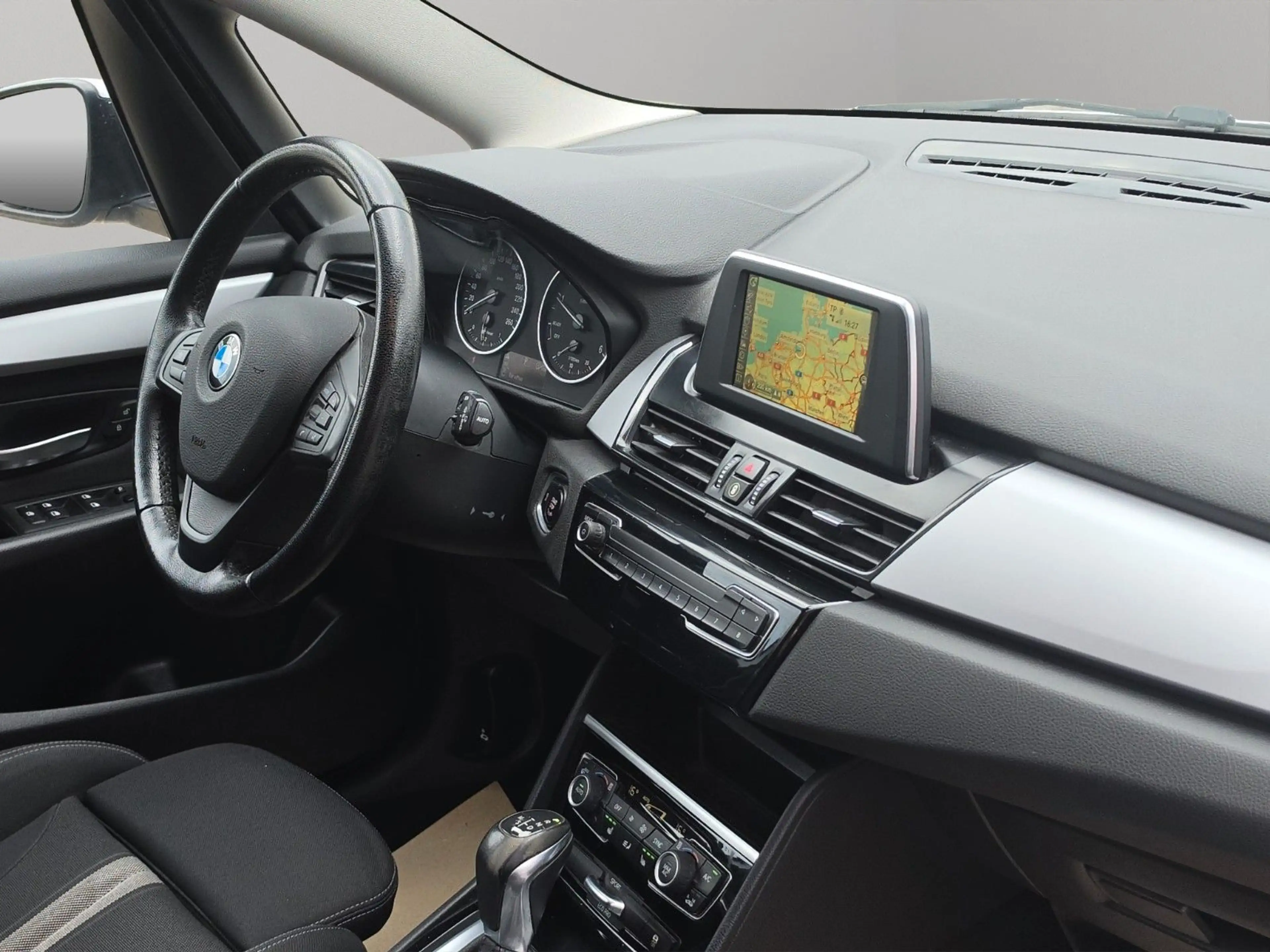 BMW 216 2 Gran Tourer 216 d Advantage — photo 15