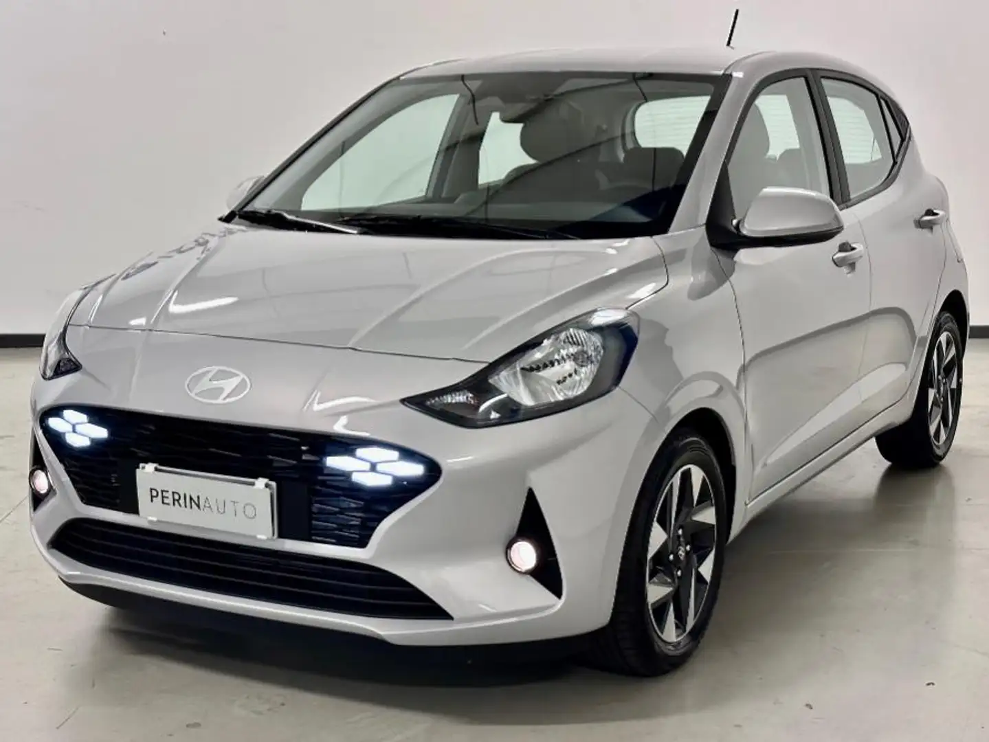 Hyundai i10 1.0 MPI Connectline Grigio - 2