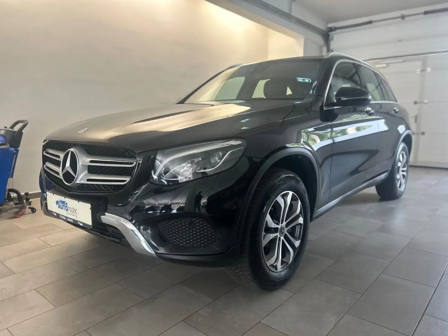 Mercedes-Benz GLC 220 GLC -Klasse  d 4Matic Schwarz - 1
