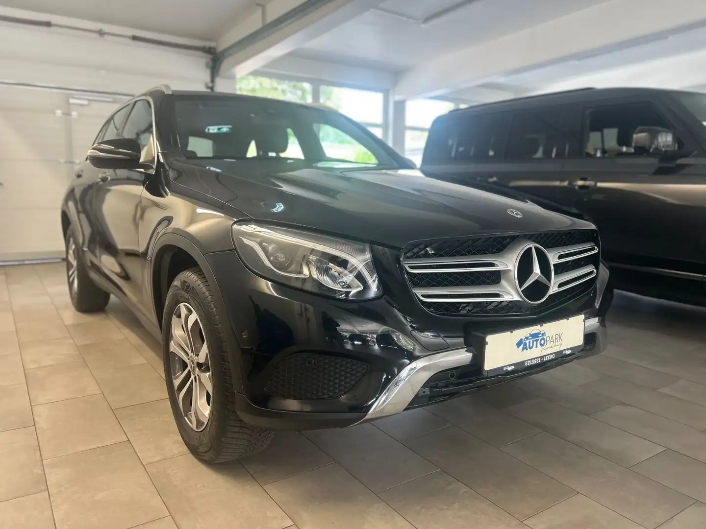 Mercedes-Benz GLC 220 GLC -Klasse  d 4Matic Schwarz - 2