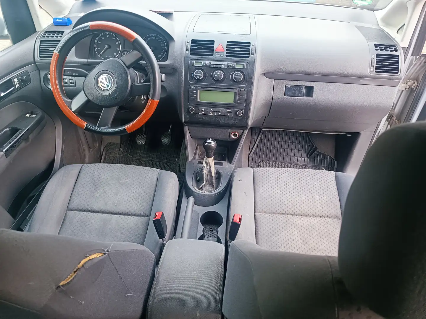 Volkswagen Touran 1.6 FSI Trendline,7 Sitz,Klima,Alufelgen,6 Gäng - 2
