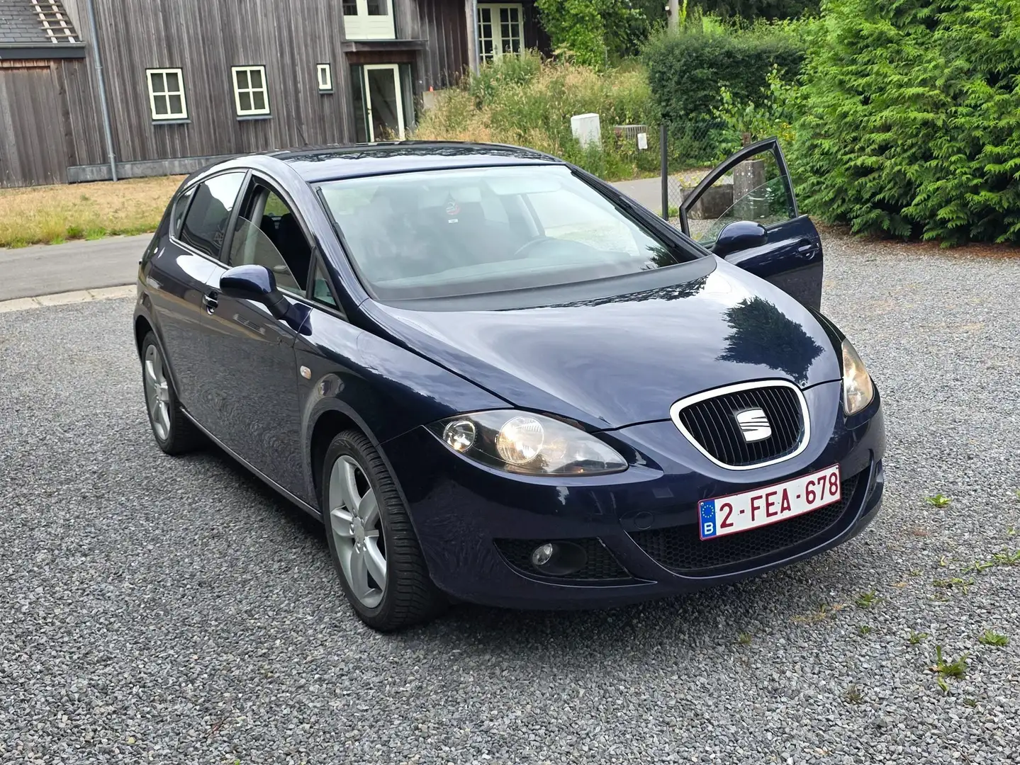 SEAT Leon Leon 1.9 TDi Sport Life Bleu - 1