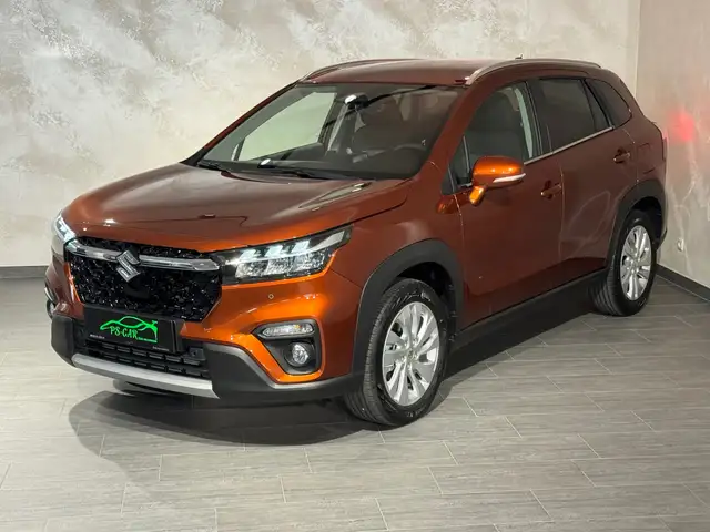 Suzuki S-Cross view 3