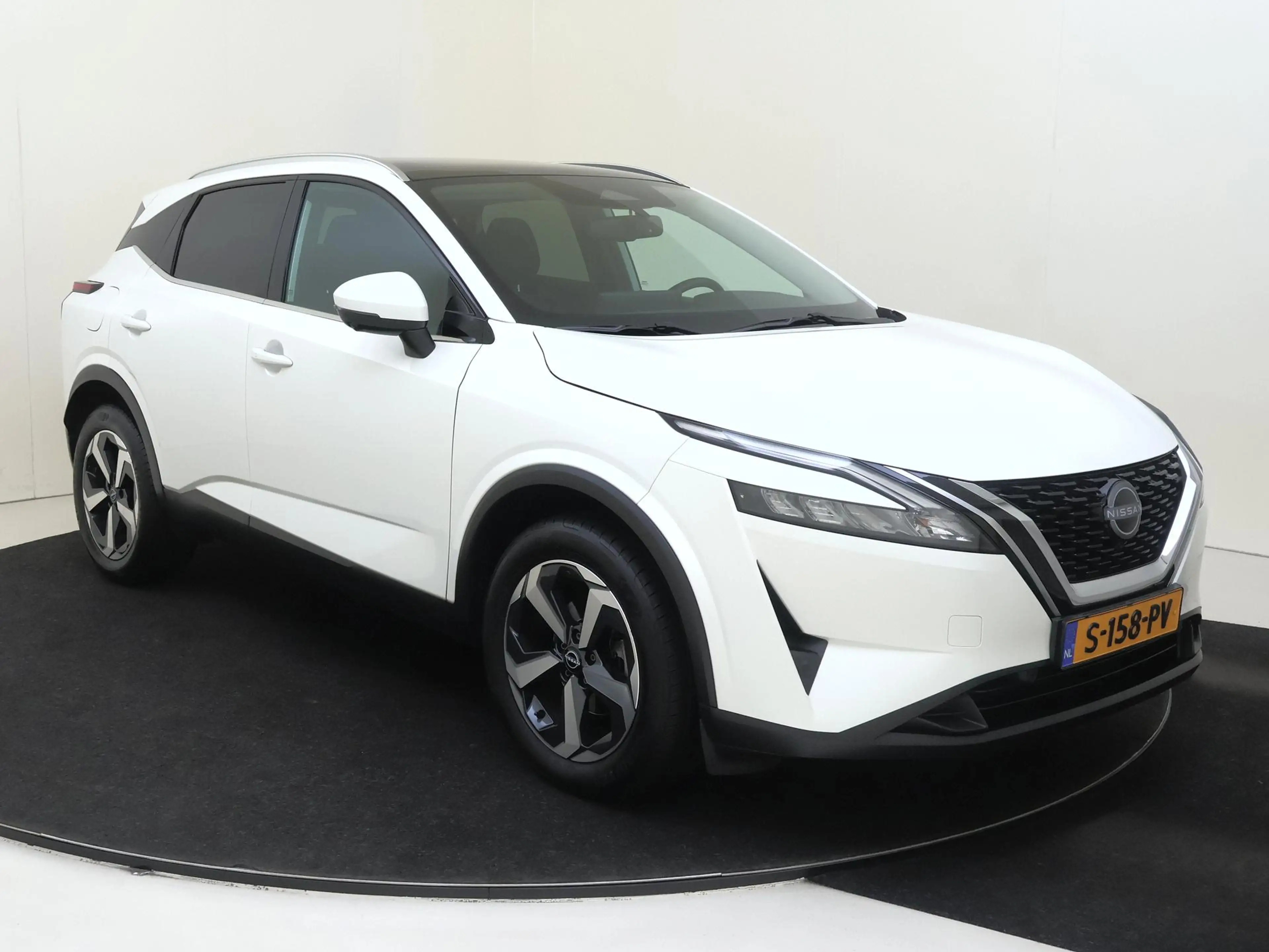Nissan Qashqai 1.3 MHEV Xtronic N-Connecta | Carplay en Android a — photo 2