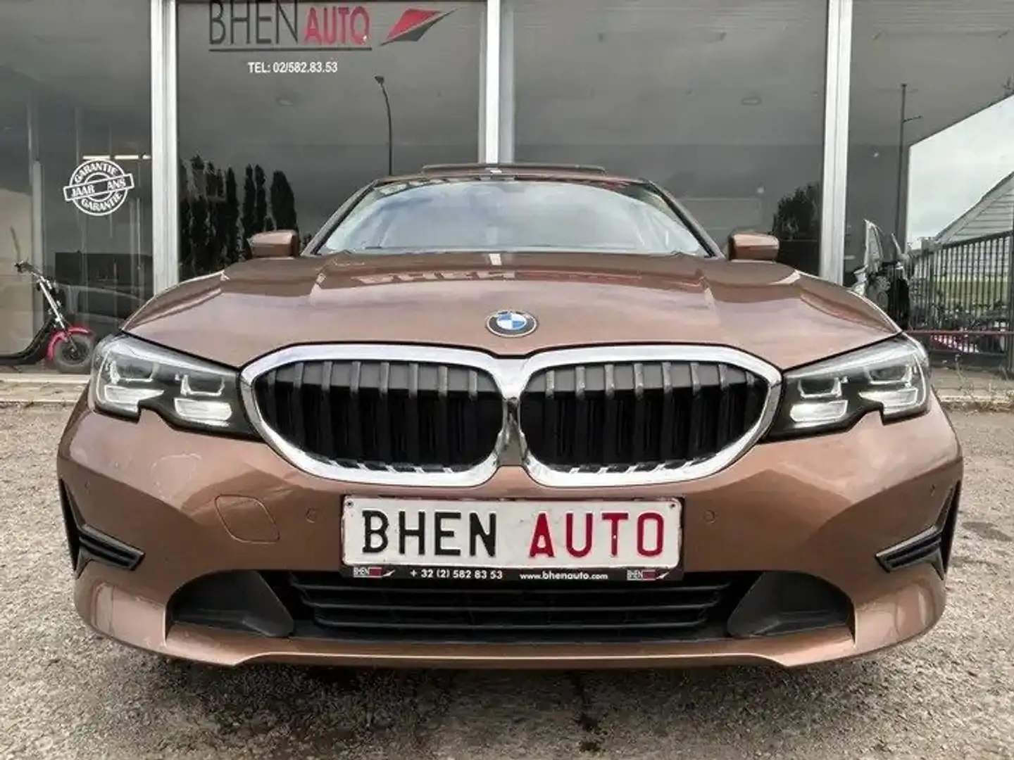 BMW 318 d/CARPLAY/NAVI/AIRCO/TOIT OUVRANT PANORAMIQUE Brons - 2