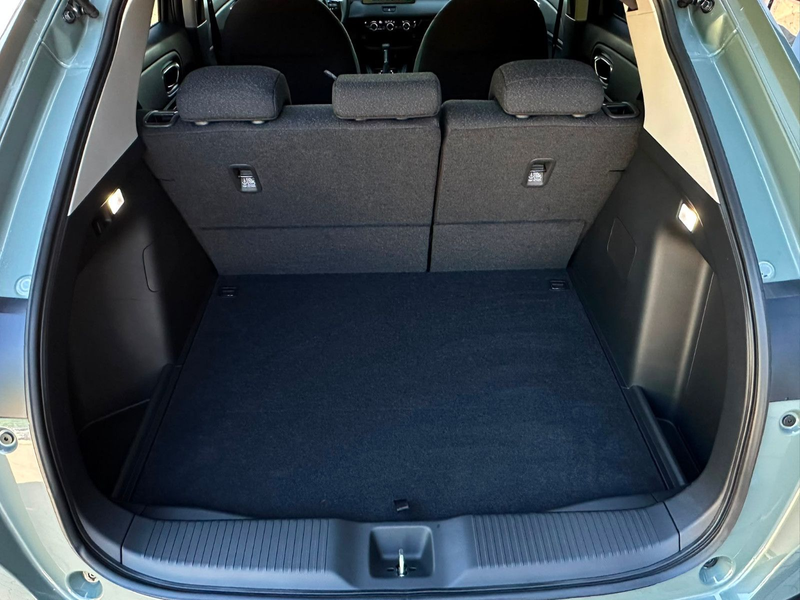 Honda HR-V 1.5 e:HEV Elegance KAM PDC SHZ NAVI ACC LED — photo 9