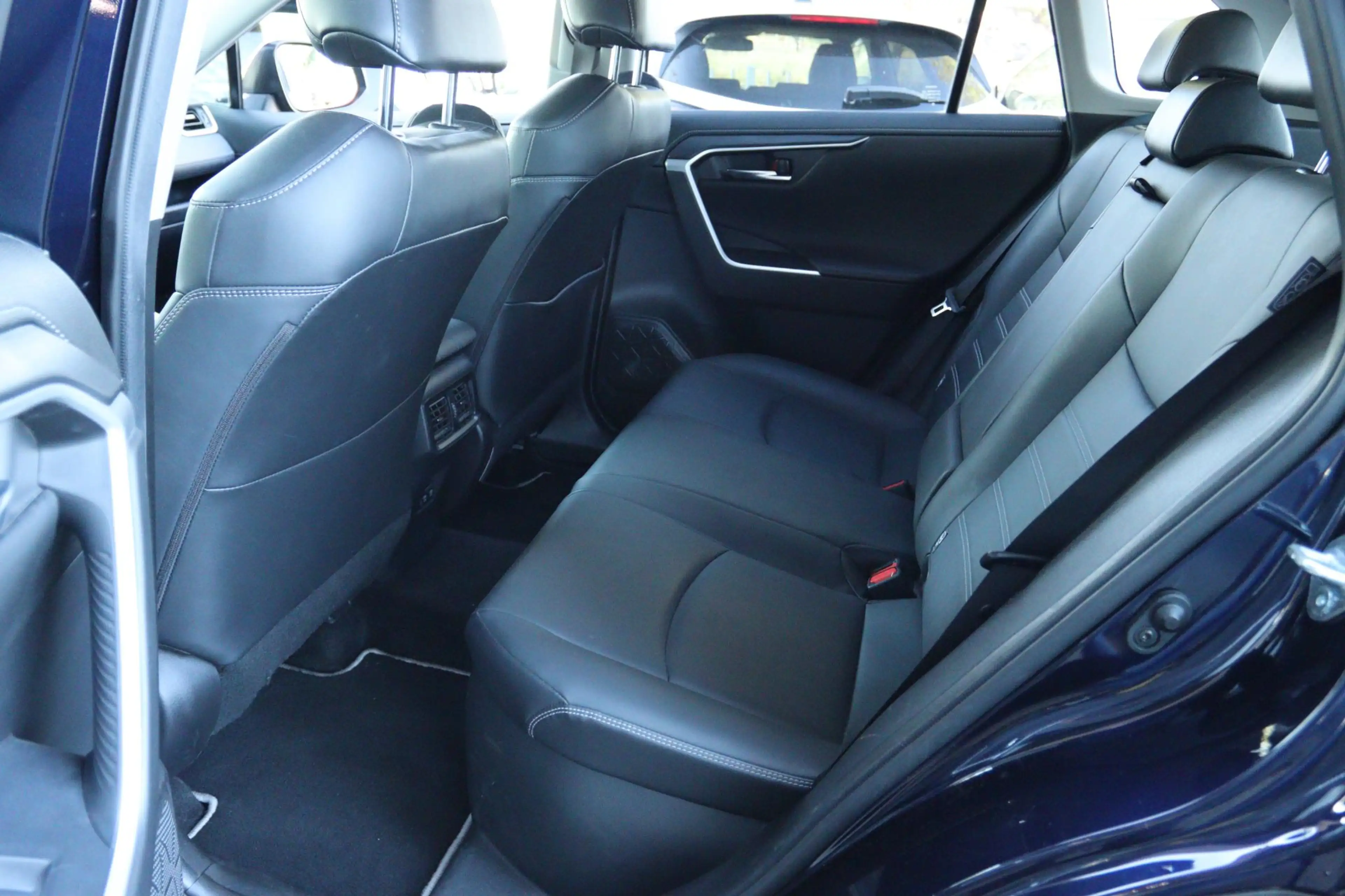 Toyota RAV 4 2.5 HYBRID BUSINESS PLUS | 360 CAMERA | ACC | LEDE — photo 13