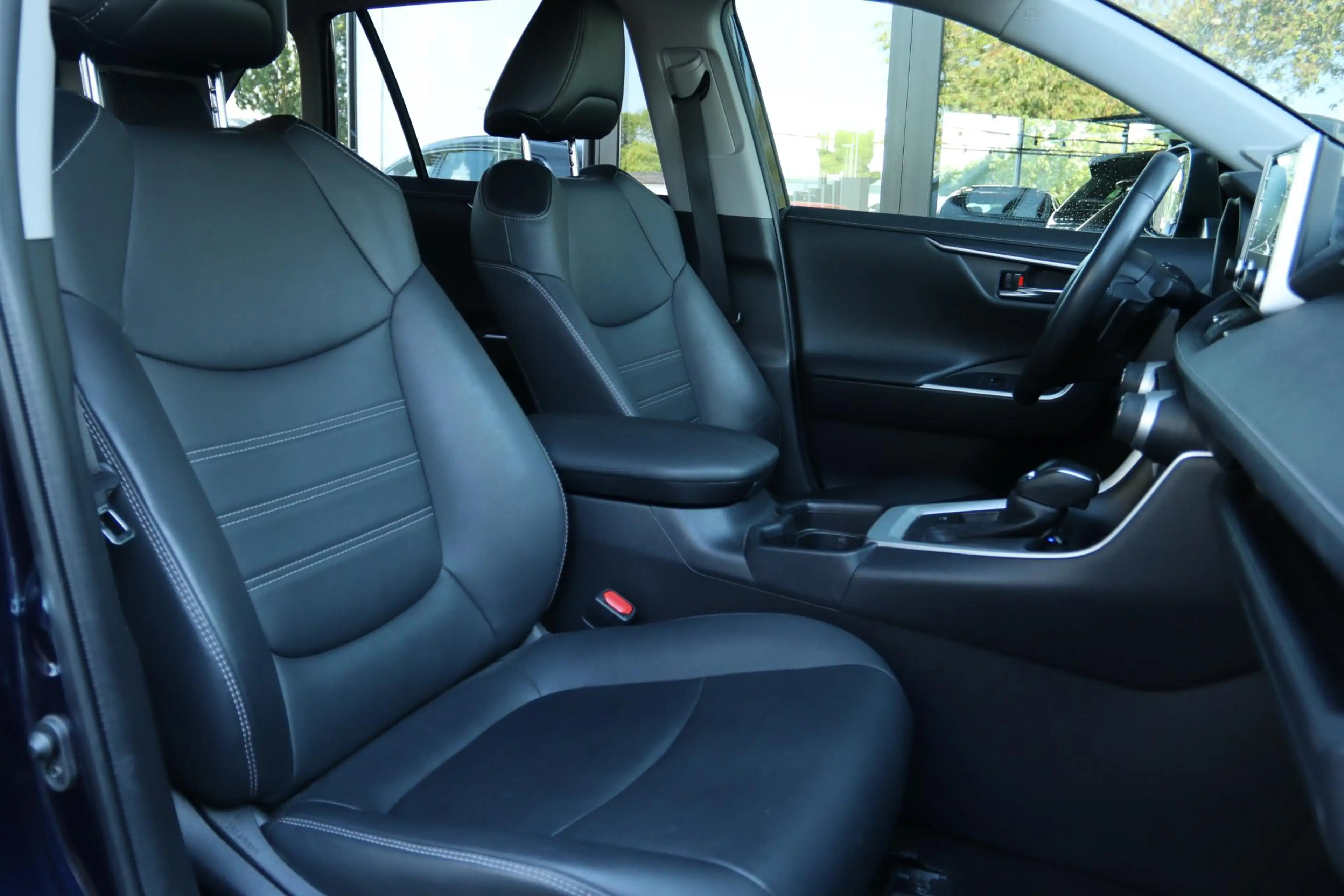 Toyota RAV 4 2.5 HYBRID BUSINESS PLUS | 360 CAMERA | ACC | LEDE — photo 4