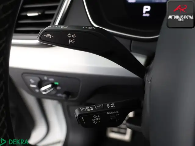 Audi Q5 view 15