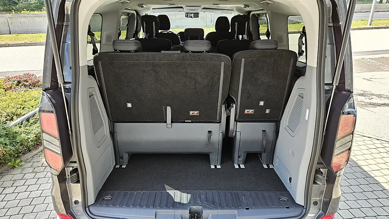 Ford Tourneo Custom 2026 — фото 6