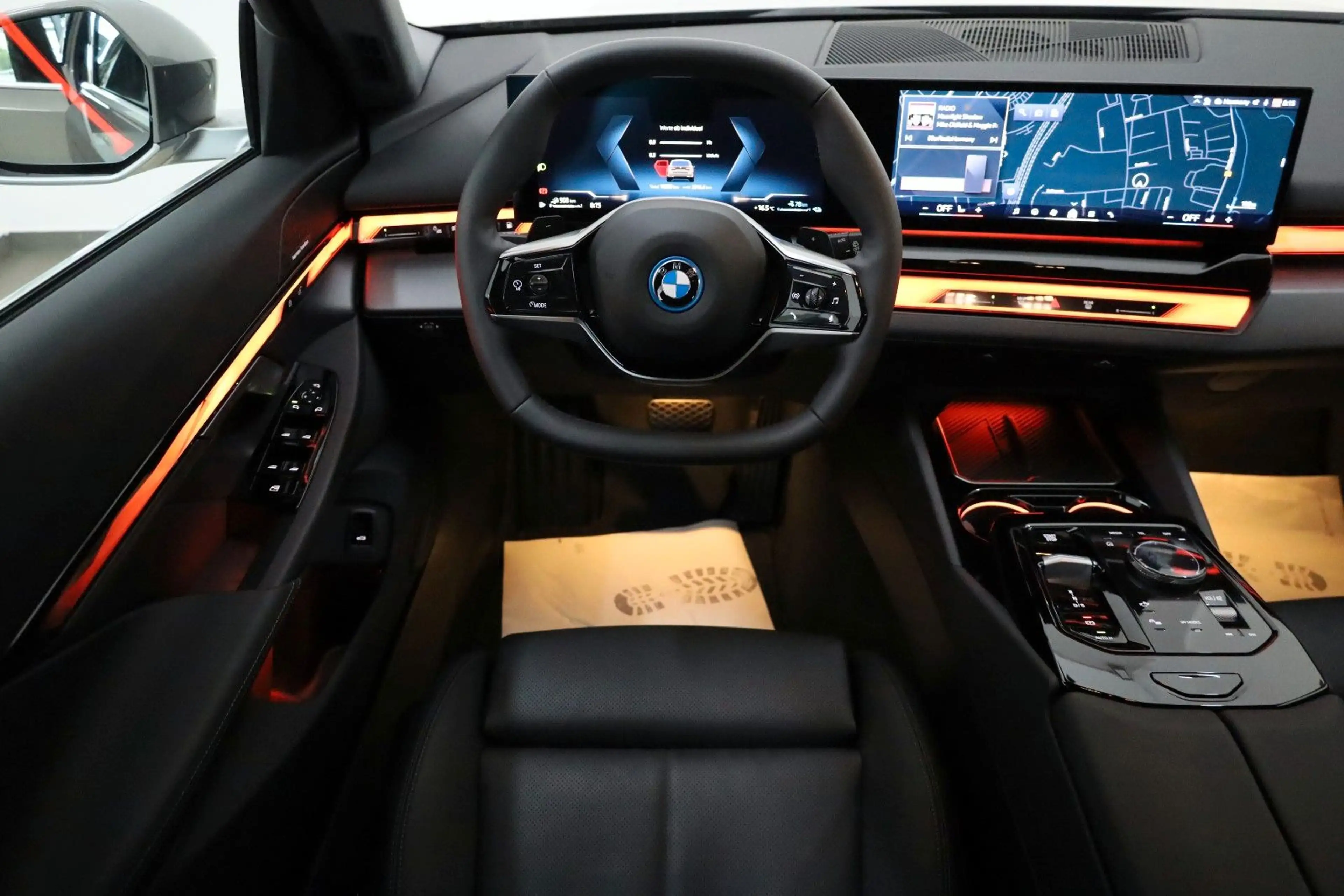 BMW 530 e Touring Leder,Navi,LED,H/K,Travel Paket,AHK — photo 10
