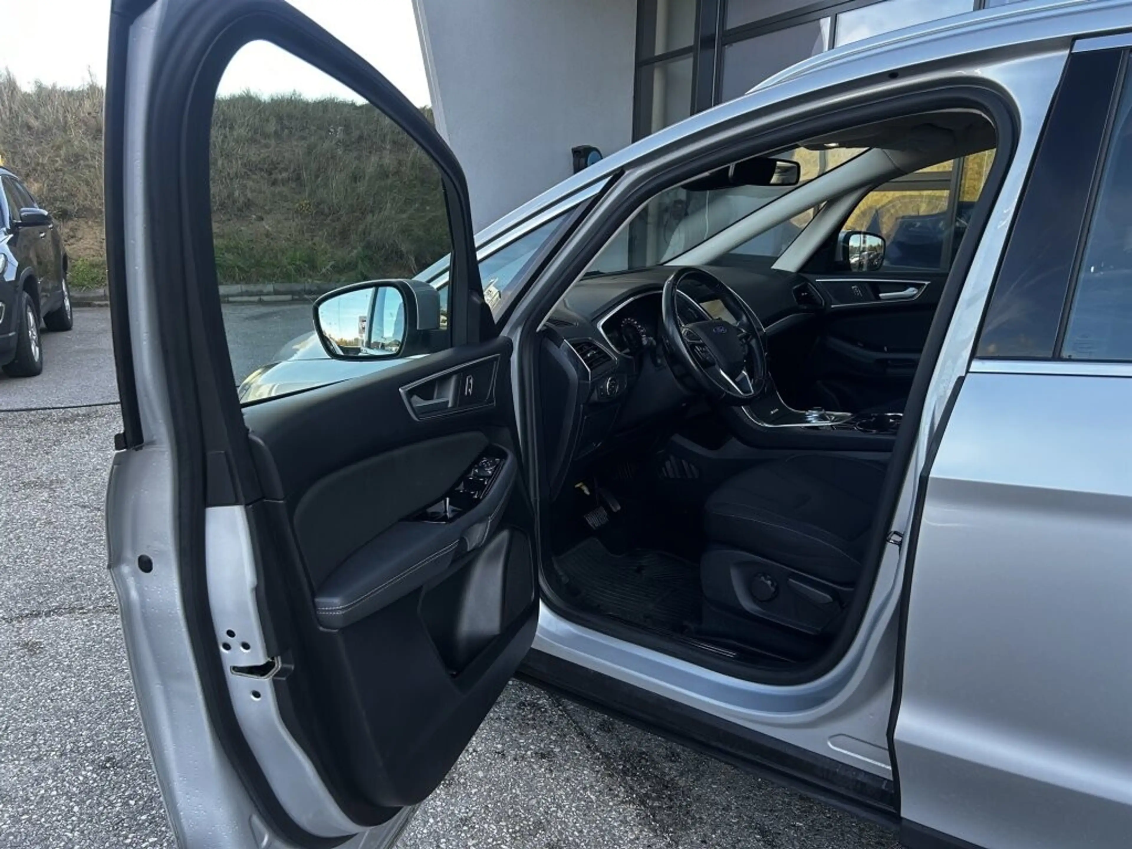 Ford S-Max S-MAX Titanium 2.0 EcoBlue SCR Aut. — photo 8