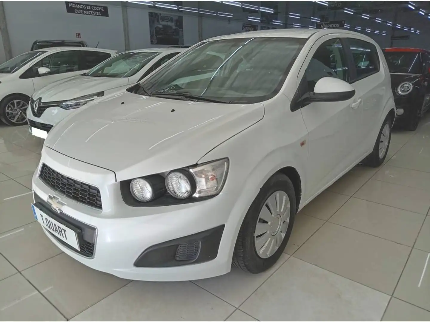 Chevrolet Aveo 1.4 16v LT+ Aut. Weiß - 2