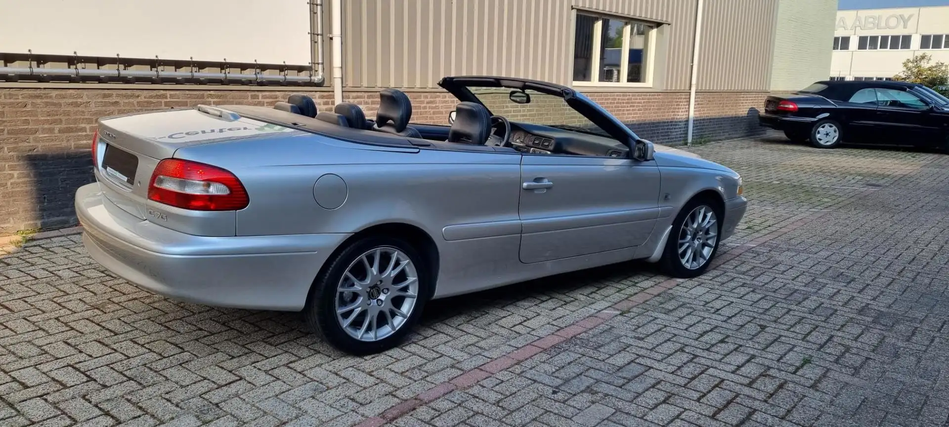 Volvo C70 Convertible 2.0 T Tourer Black incl rijklaarmaak k Argintiu - 2