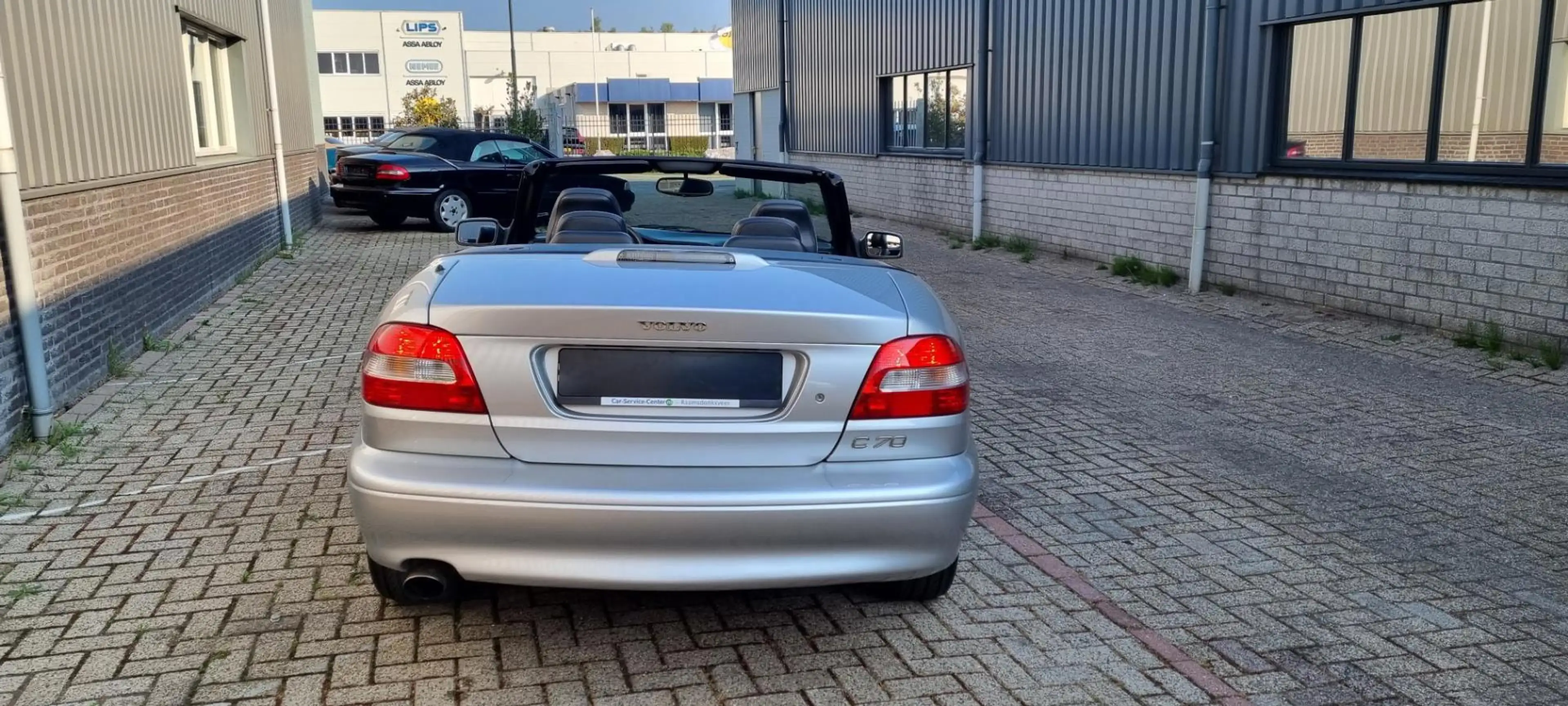 Volvo C70 Convertible 2.0 T Tourer Black incl rijklaarmaak k — photo 3