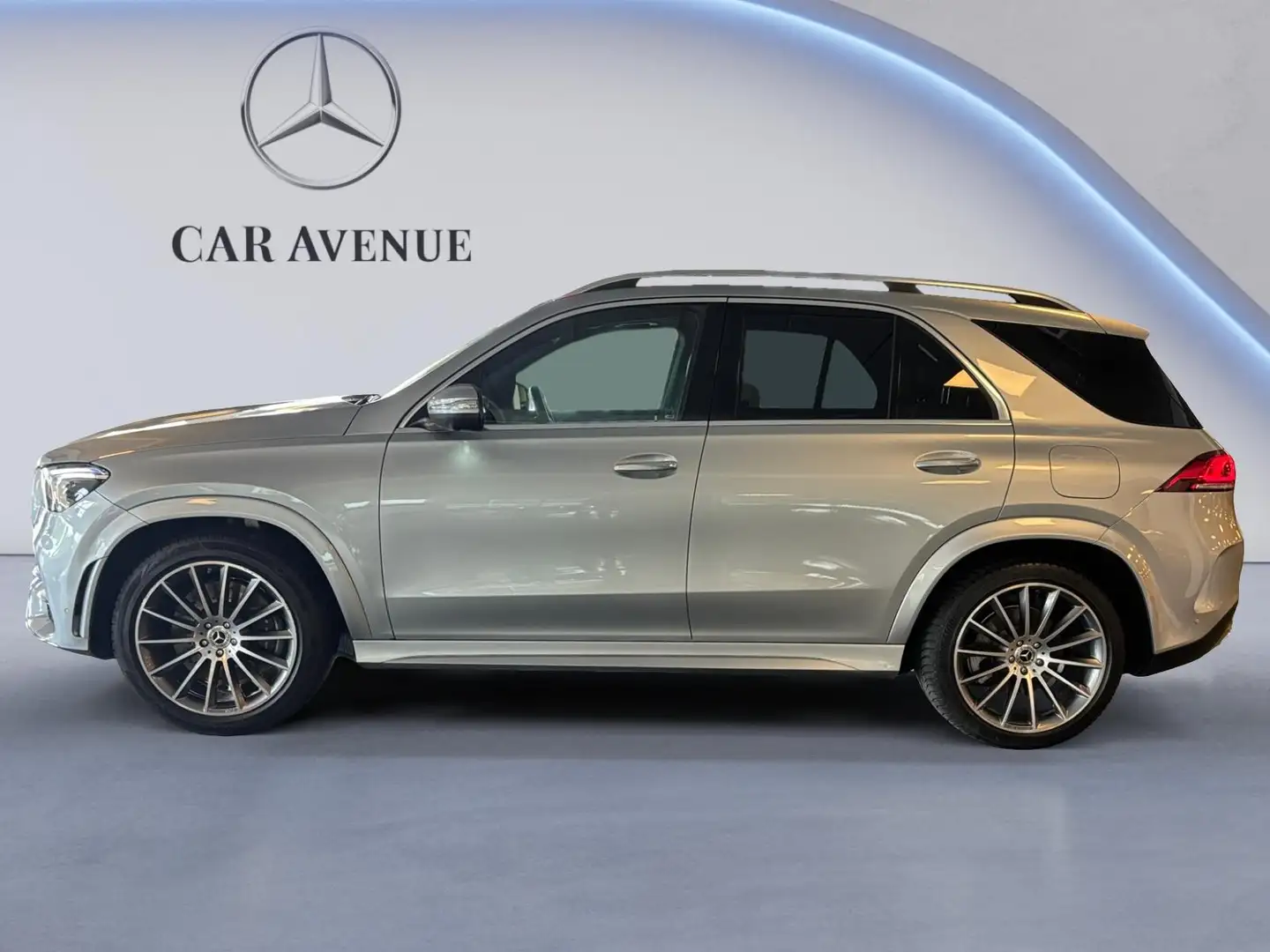 Mercedes-Benz GLE 350 e 4MATIC AMG Line - 2