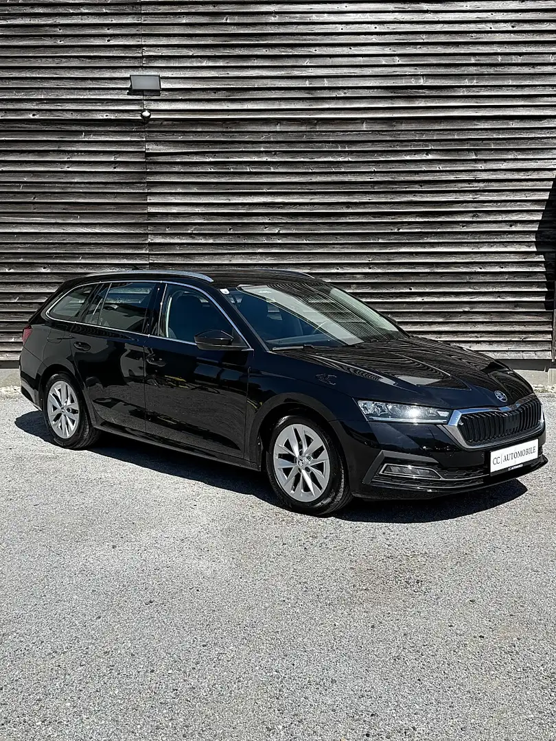 Skoda Octavia Combi 2,0 TDI Style DSG Schwarz - 2