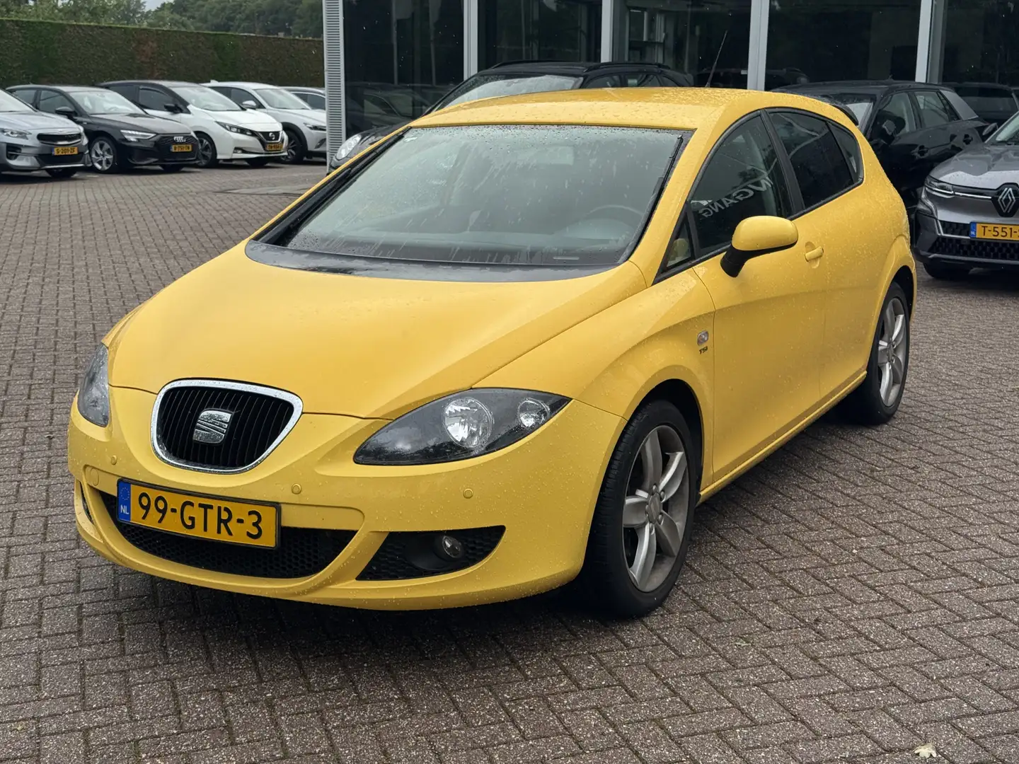 SEAT Leon 1.4 TSI Sport-up / 1e Eign. / Trekhaak / Navigatie Жовтий - 1