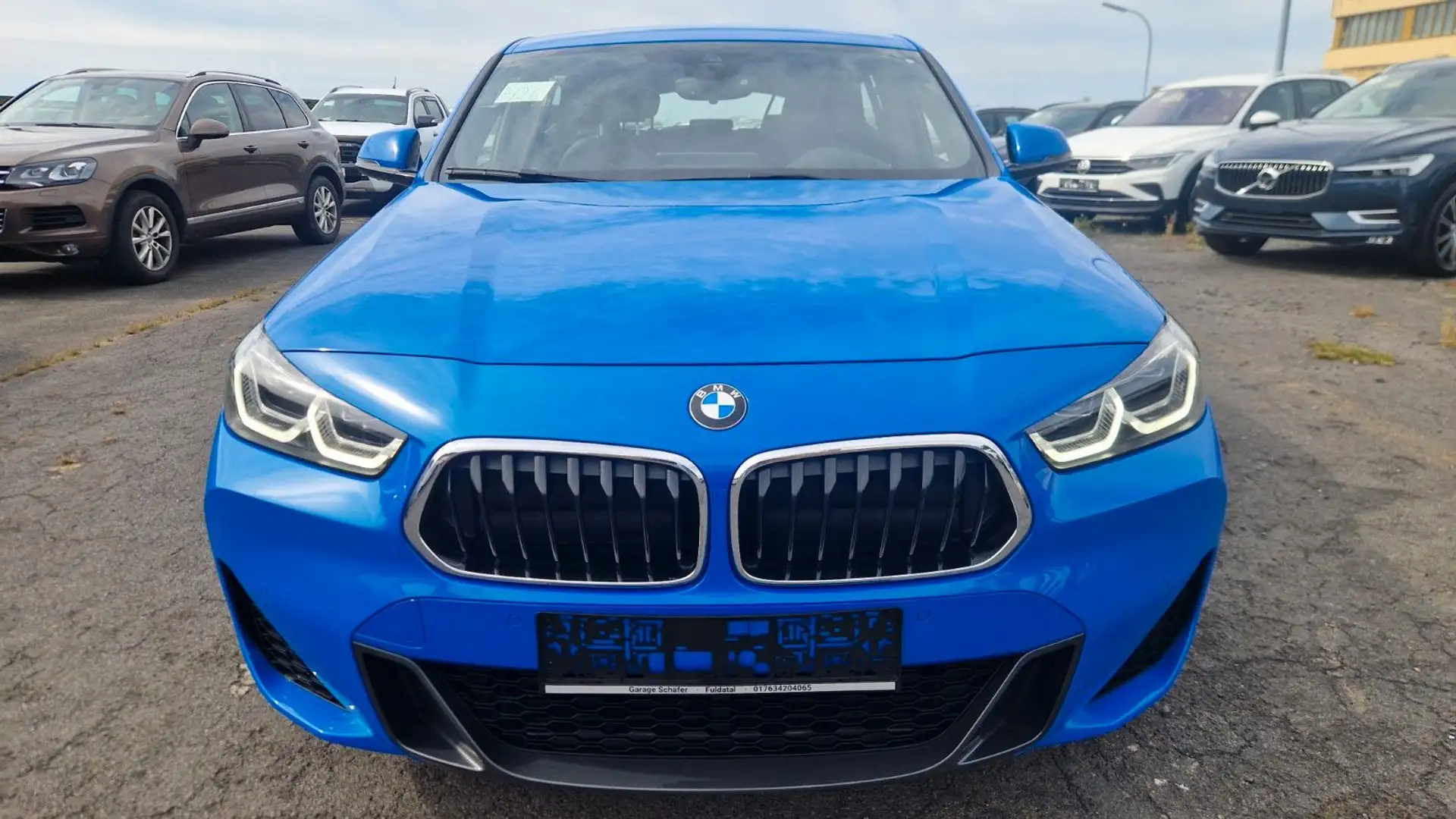 BMW X2 xDrive 25 e M Sport Driving Assistant Plus Blau - 2